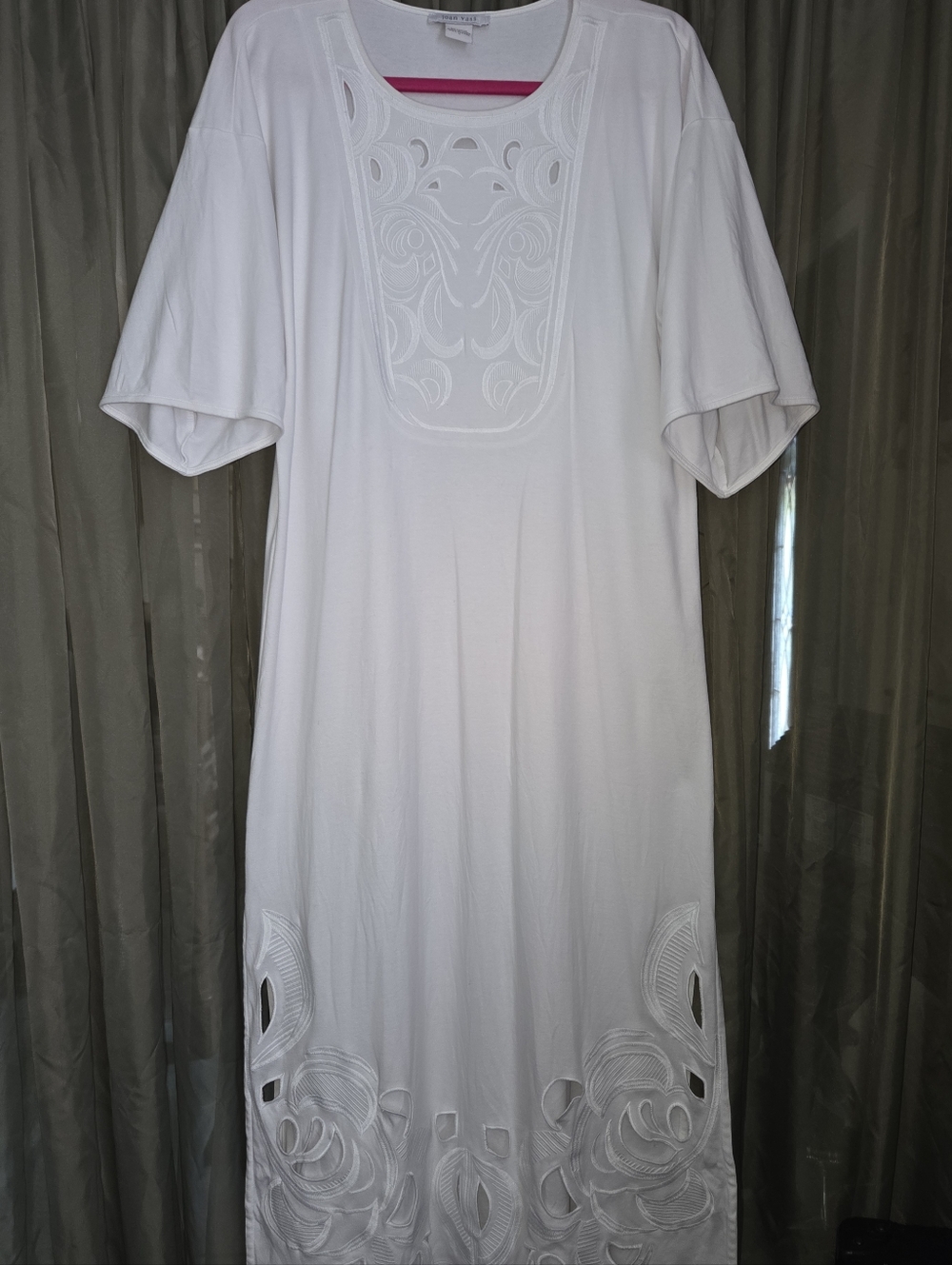 Joan Vass White Embroidered Scoop Neck Maxi Dress Size 1 (Medium)